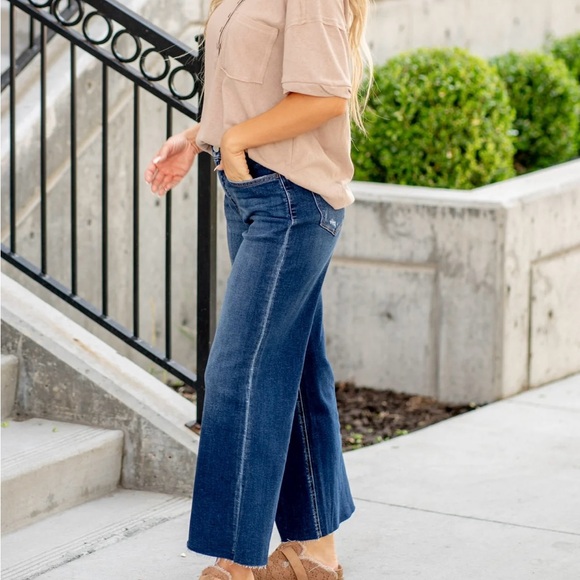 Lovervet by VERVET wideleg jeans - Picture 2 of 9